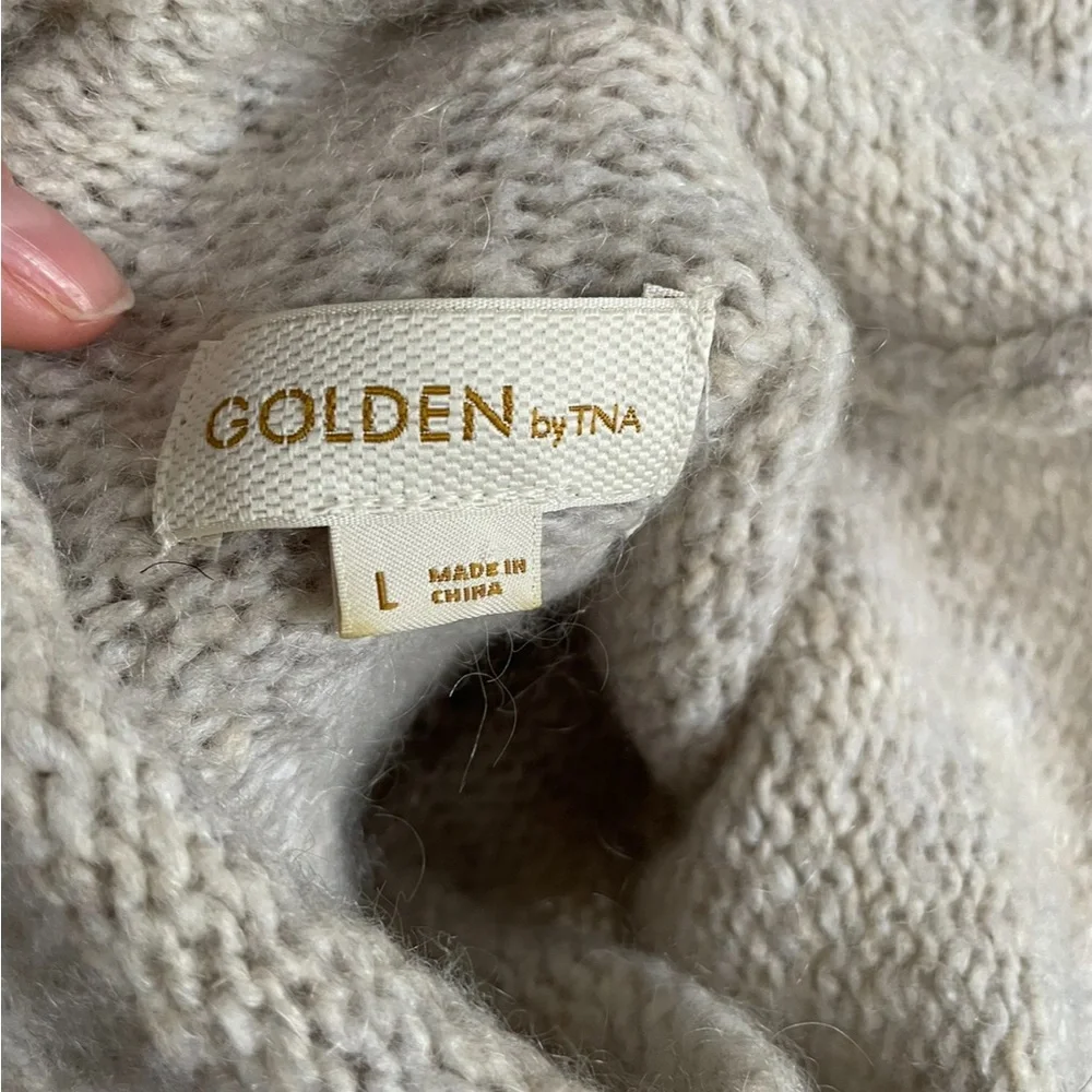 Aritzia Large Golden TNA Wool Blend Mock Neck Knit Sweater. Oatmeal. - Picture 14 of 14